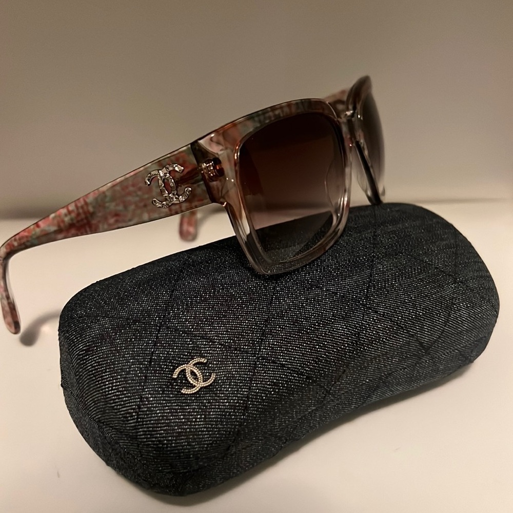 Chanel Acetate Multicolor Tweed CC 5220 Pink